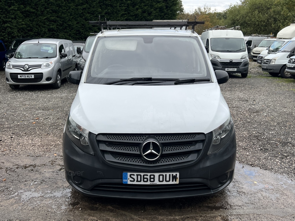 Used Mercedes-Benz Vito 2018 for sale - 76157600: Photo 2