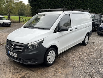 Used Mercedes-Benz Vito 2018 for sale - 76157600: Photo