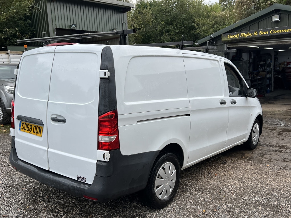 Used Mercedes-Benz Vito 2018 for sale - 76157600: Photo 6
