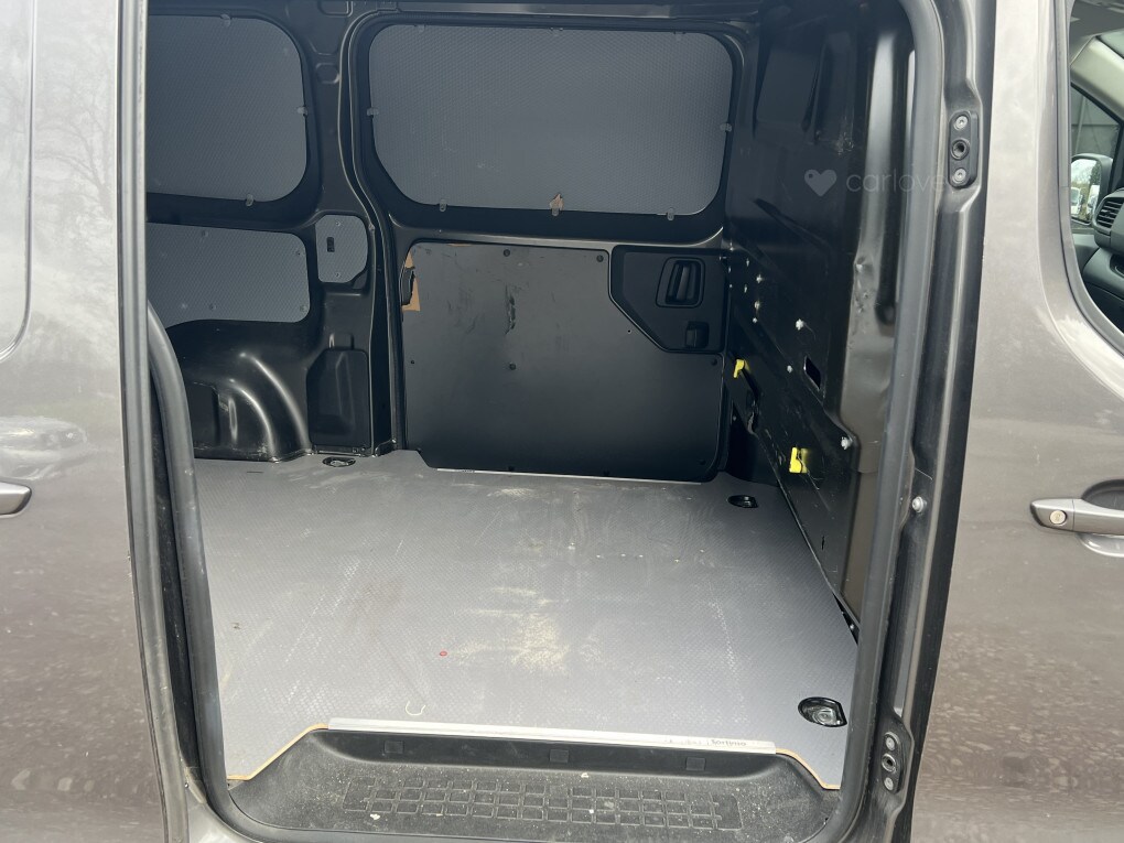 Used Vauxhall Vivaro 2020 for sale - 78111736: Photo 17