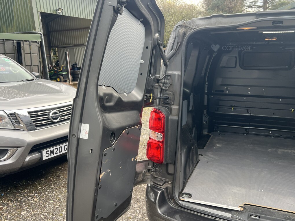 Used Vauxhall Vivaro 2020 for sale - 78111736: Photo 8