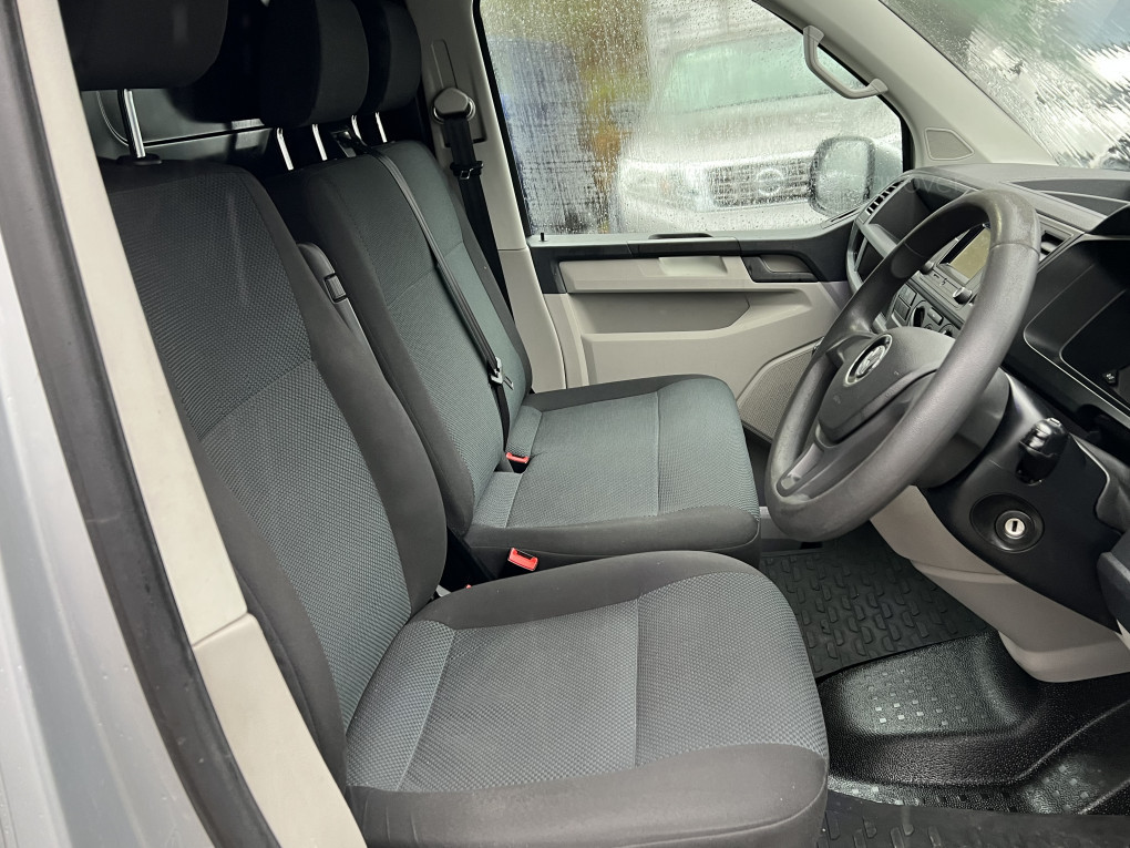 Used Volkswagen Transporter 2015 for sale - 76830422: Photo 26