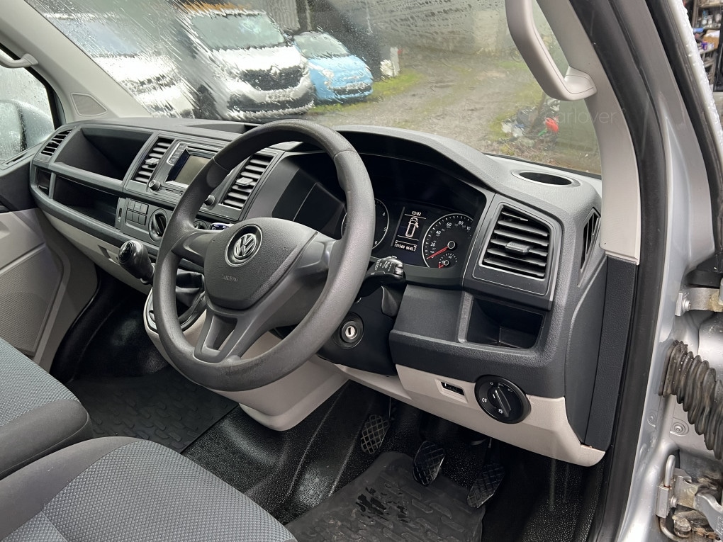 Used Volkswagen Transporter 2015 for sale - 76830422: Photo 27