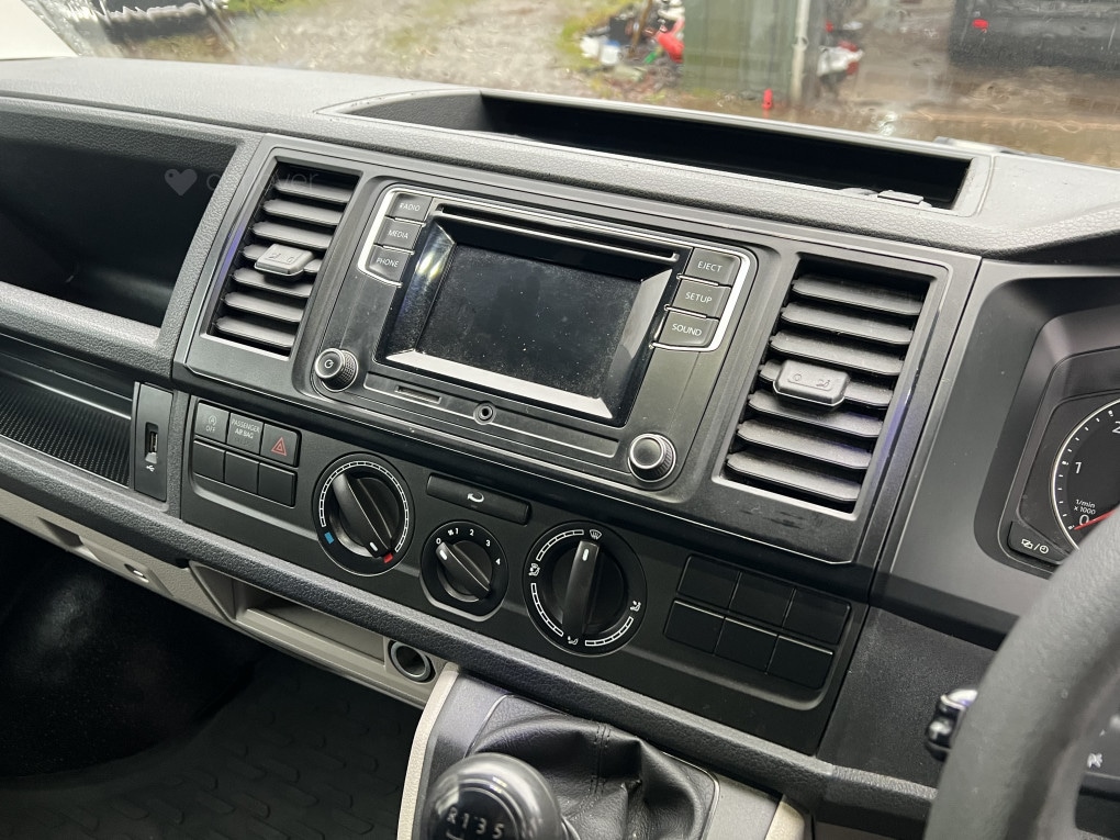 Used Volkswagen Transporter 2015 for sale - 76830422: Photo 29