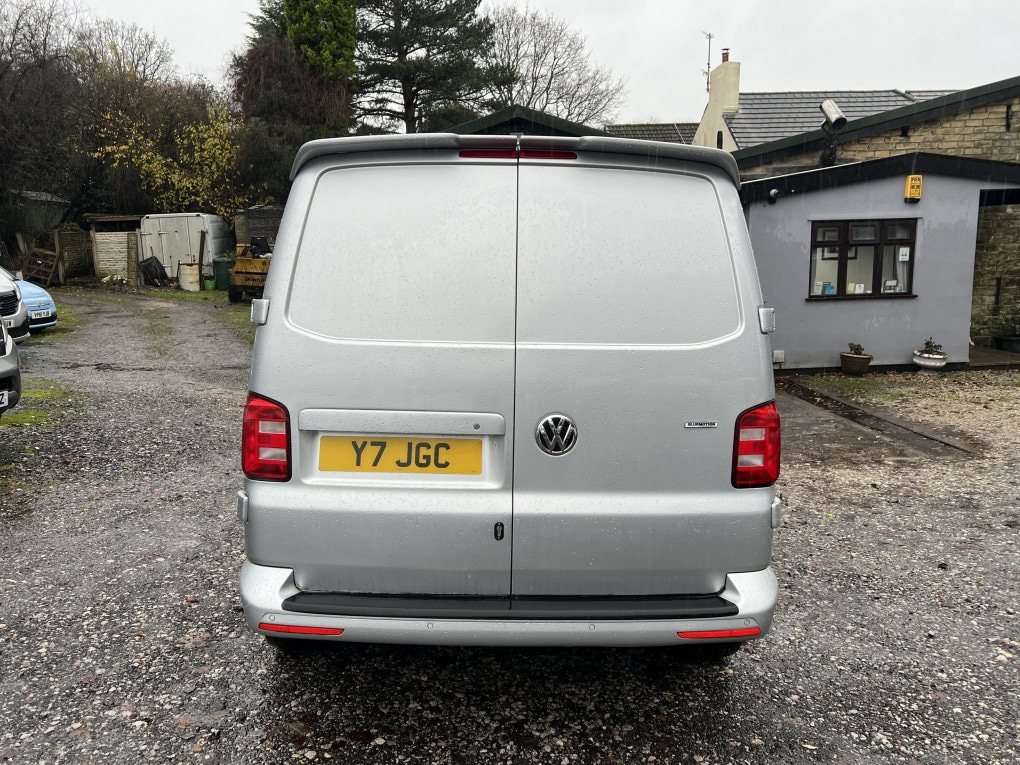 Used Volkswagen Transporter 2015 for sale - 76830422: Photo 5
