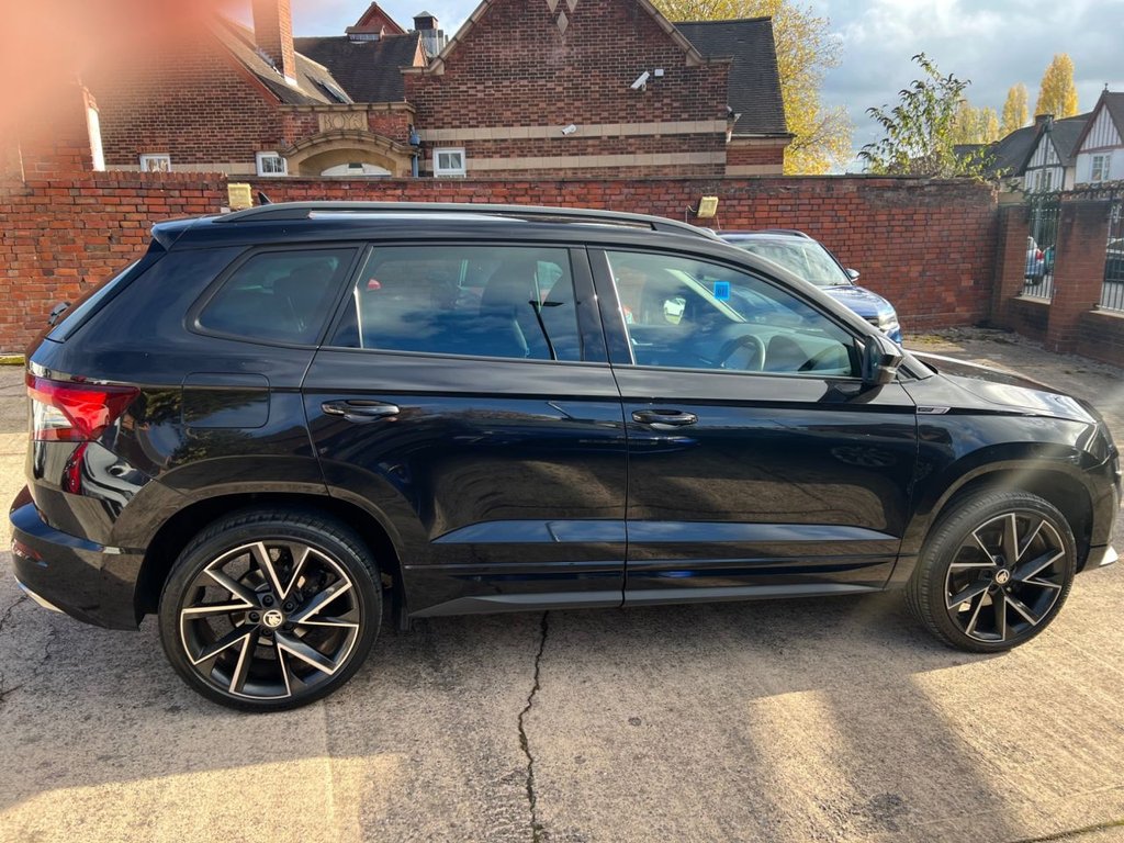 Used Skoda Karoq 2021 for sale - 76291472: Photo 2