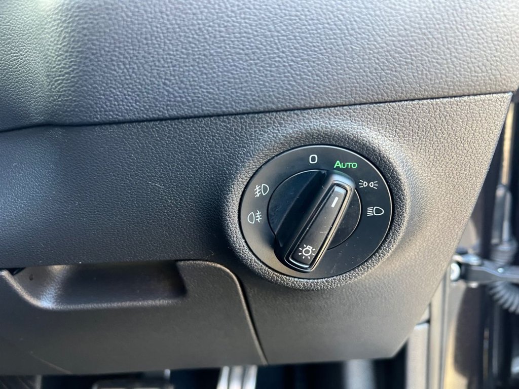 Used Skoda Karoq 2021 for sale - 76291472: Photo 29