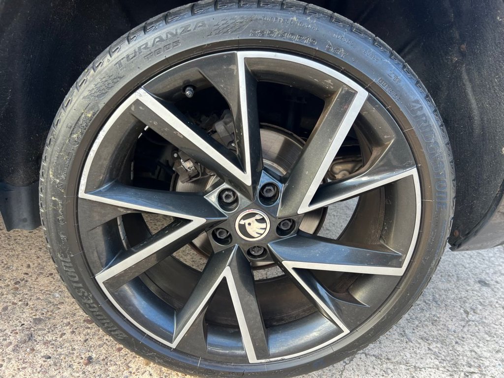 Used Skoda Karoq 2021 for sale - 76291472: Photo 32