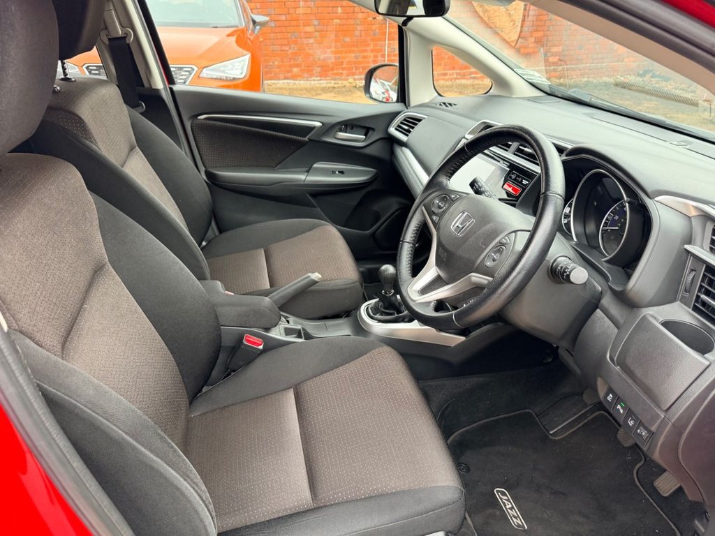 Used Honda Jazz 2017 for sale - 76496722: Photo 14