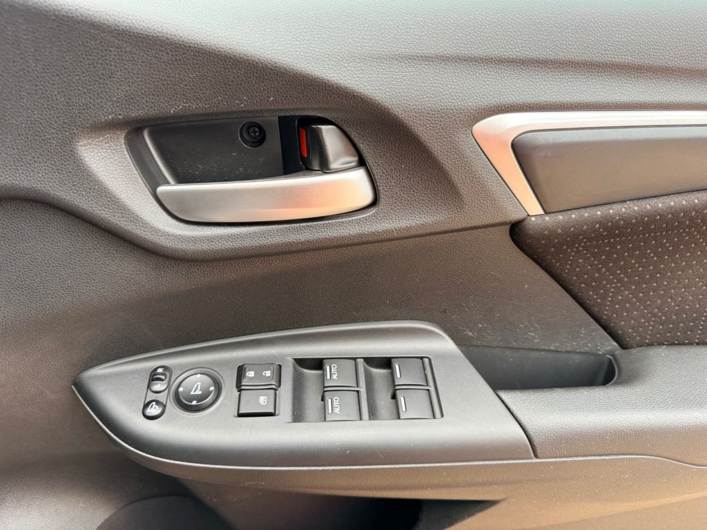 Used Honda Jazz 2017 for sale - 76496722: Photo 29