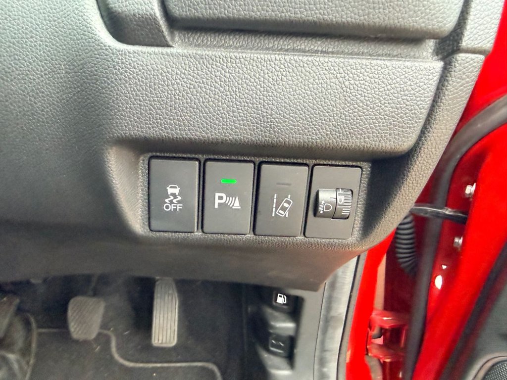 Used Honda Jazz 2017 for sale - 76496722: Photo 30