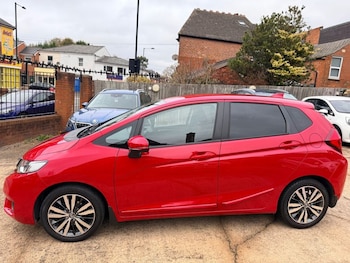 Used Honda Jazz 2017 for sale - 76496722: Photo