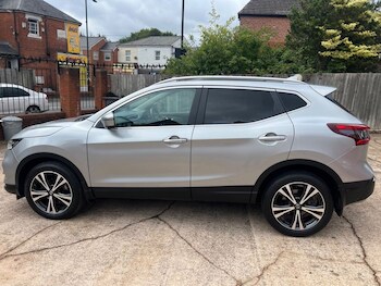 Used Nissan Qashqai 2019 for sale - 76296830: Photo 2