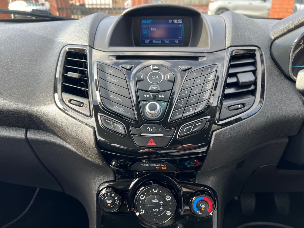 Used Ford Fiesta 2017 for sale - 76296819: Photo 22