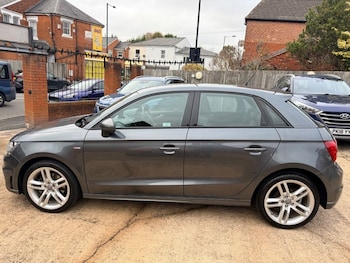 Used Audi A1 2013 for sale - 76496782: Photo