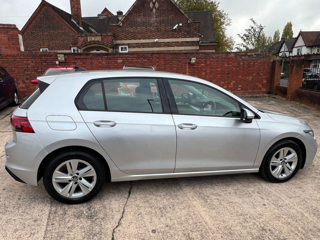 Used Volkswagen Golf 2021 for sale - 76291116: Photo 2