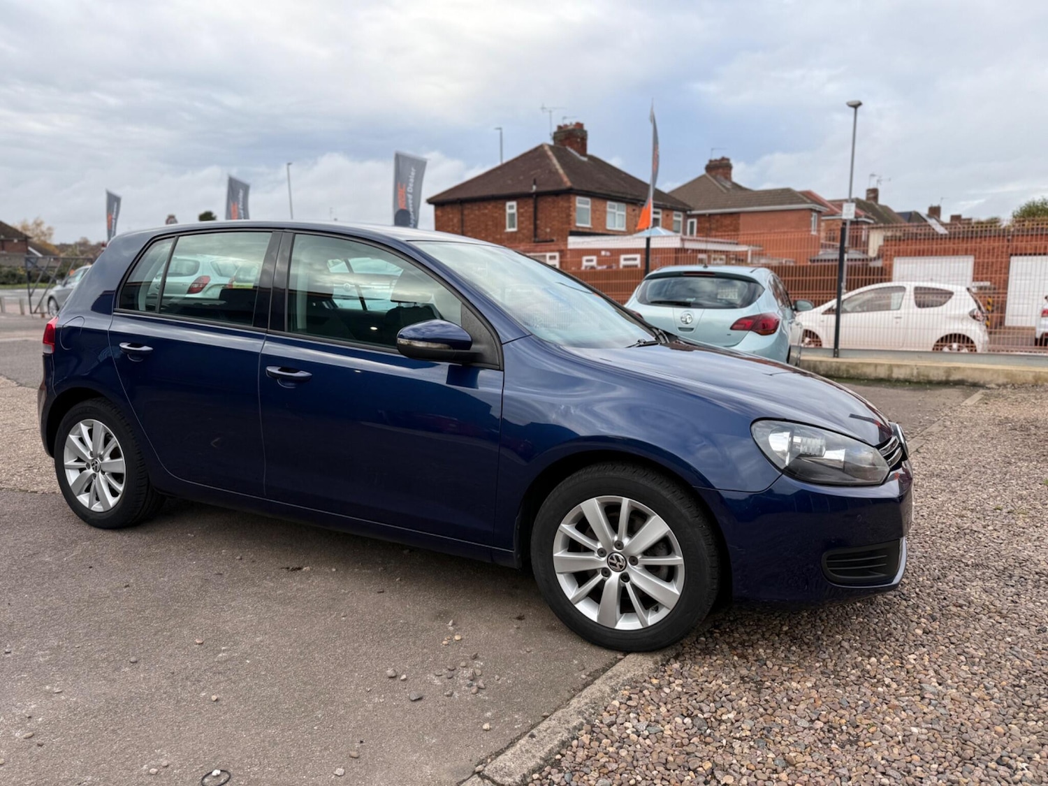 Used Volkswagen Golf 2011 for sale - 76990204: Photo 3