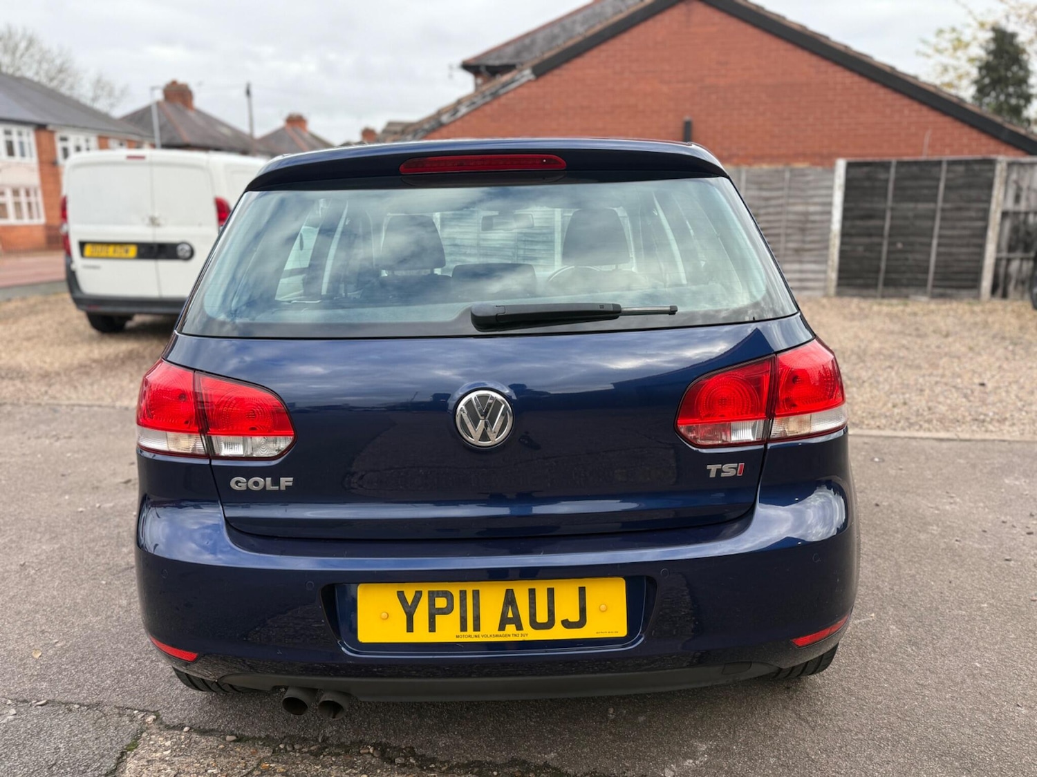 Used Volkswagen Golf 2011 for sale - 76990204: Photo 8