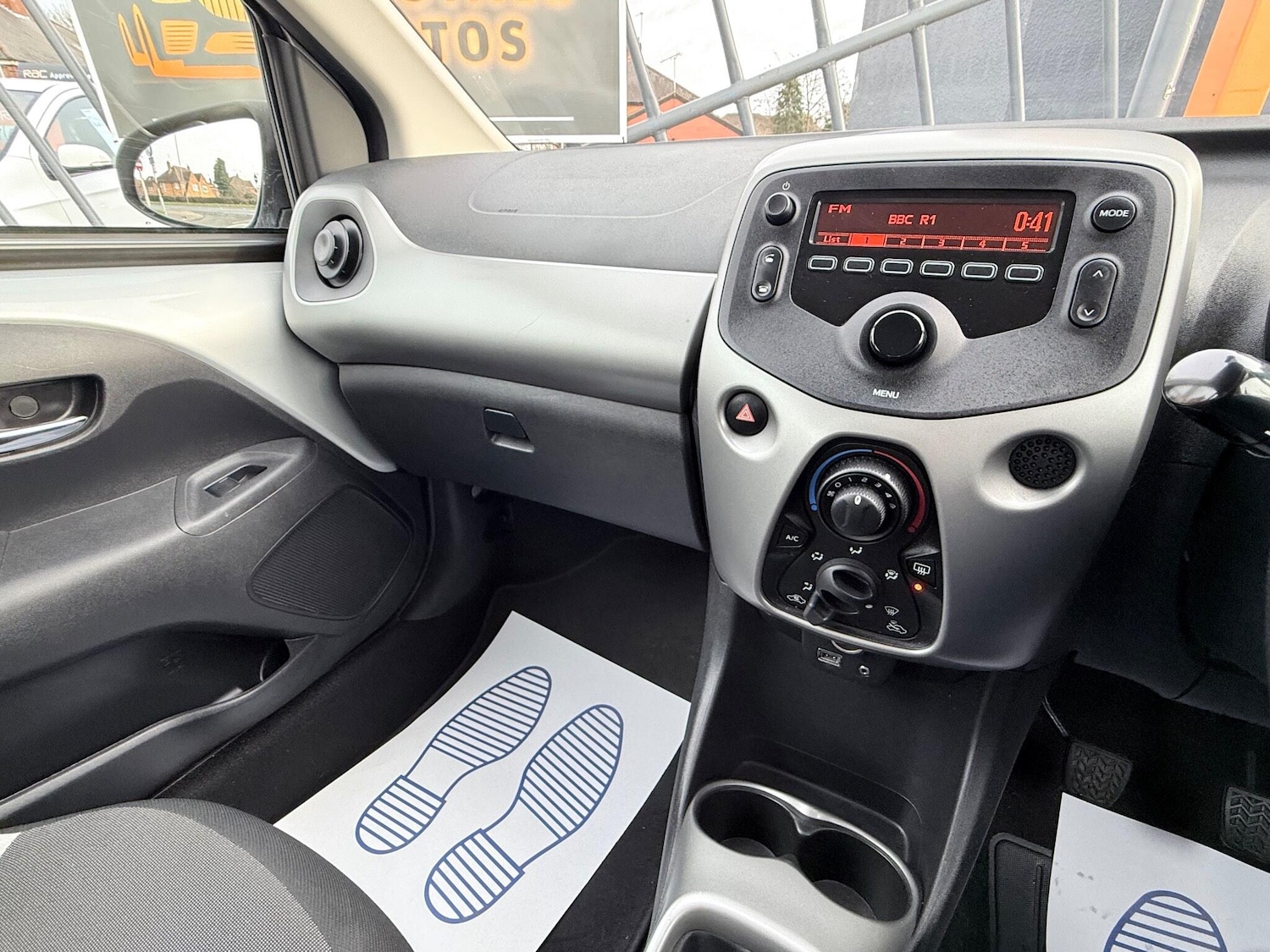 Used Toyota AYGO 2017 for sale - 77084450: Photo 16