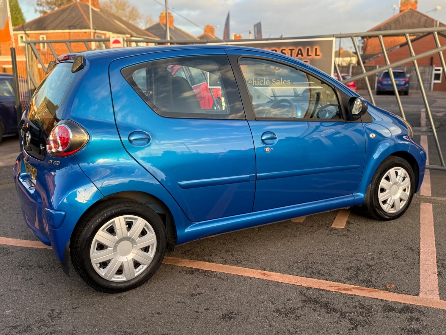 Used Toyota AYGO for sale - 76996912: Photo 10