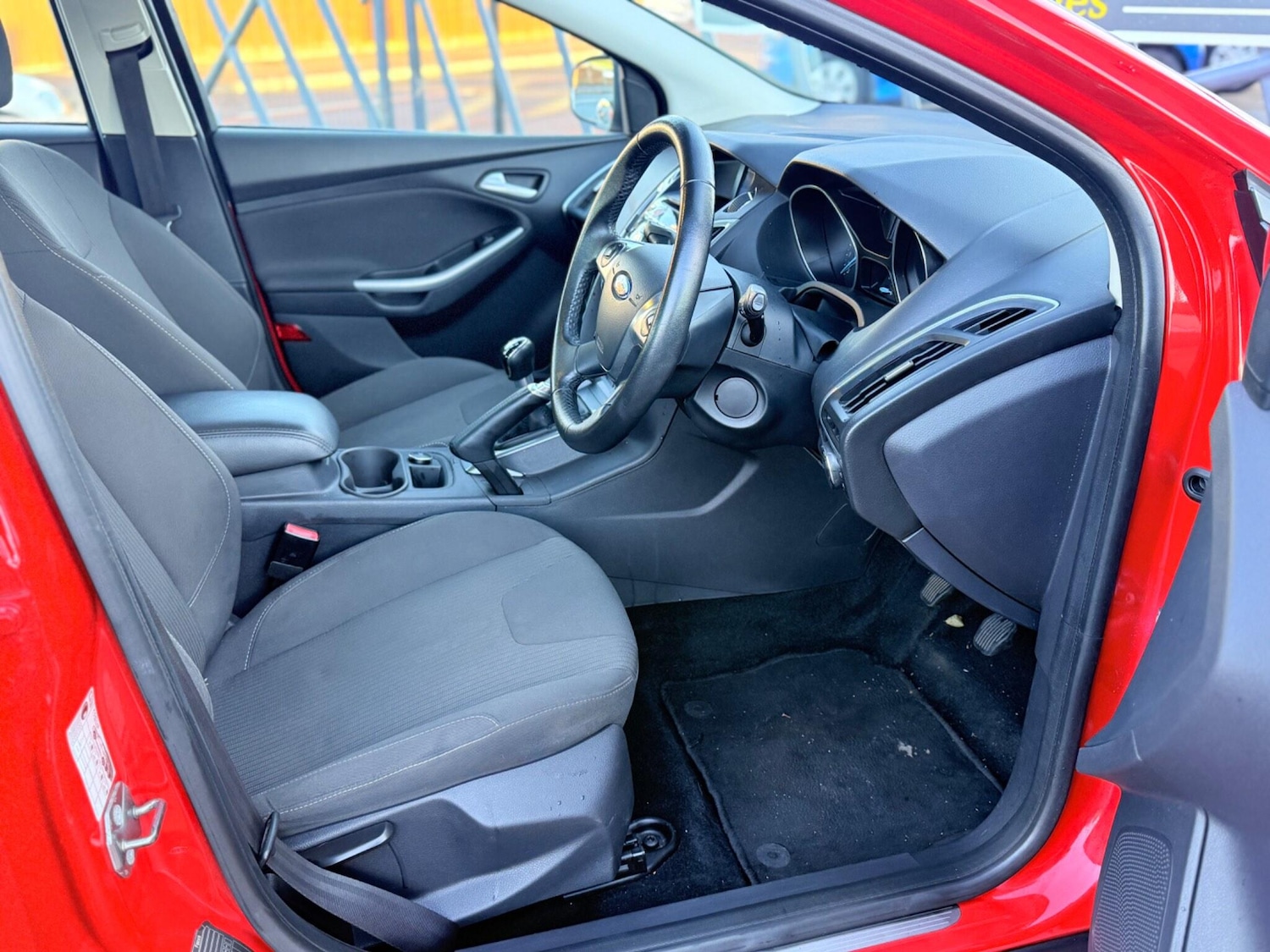 Used Ford Focus 2013 for sale - 77016466: Photo 15