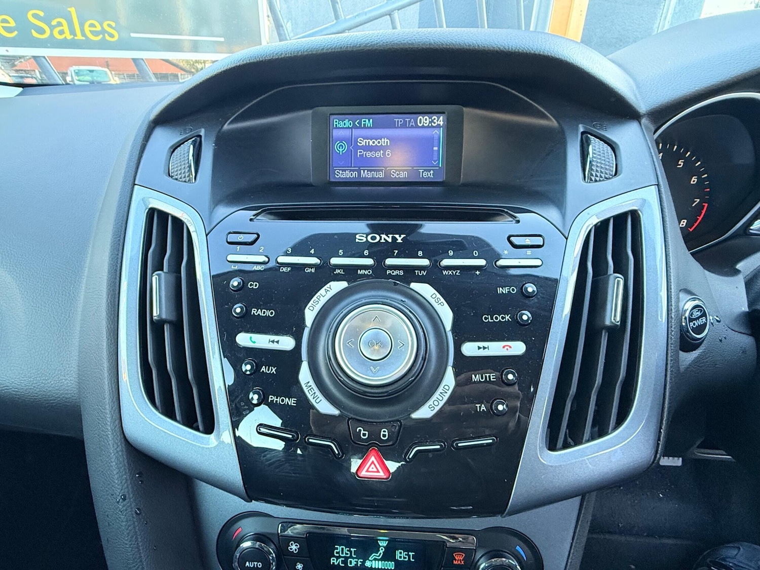 Used Ford Focus 2013 for sale - 77016466: Photo 22