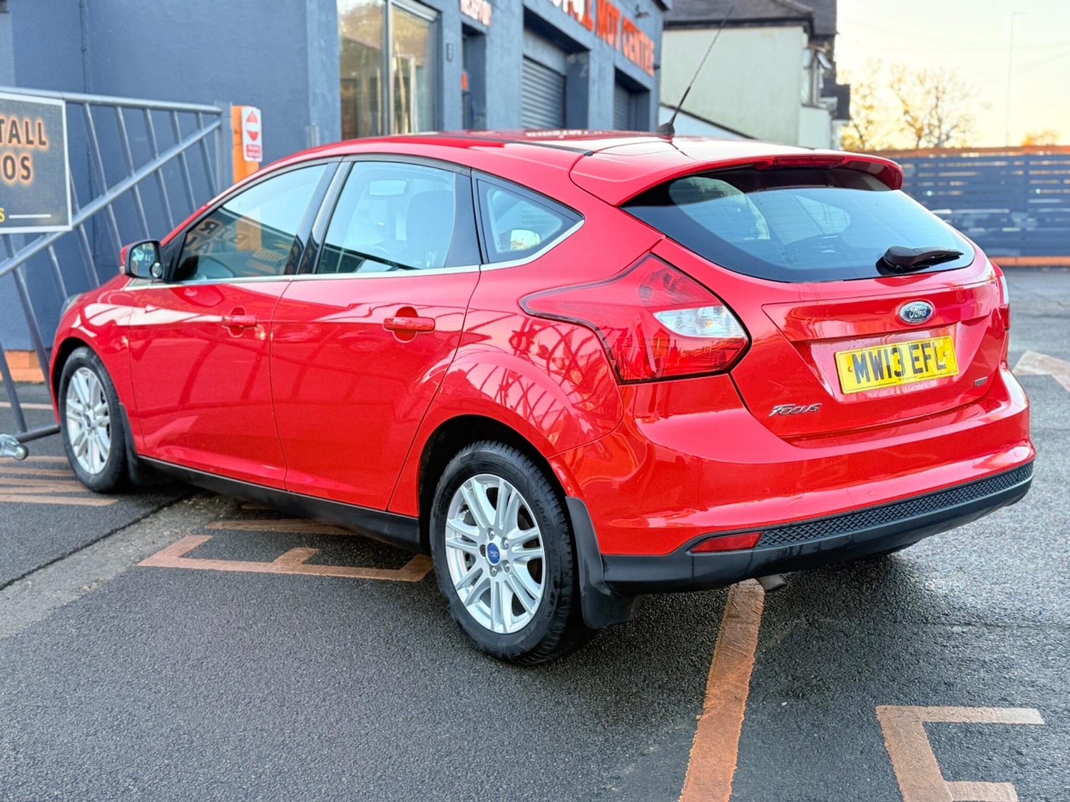 Used Ford Focus 2013 for sale - 77016466: Photo 5