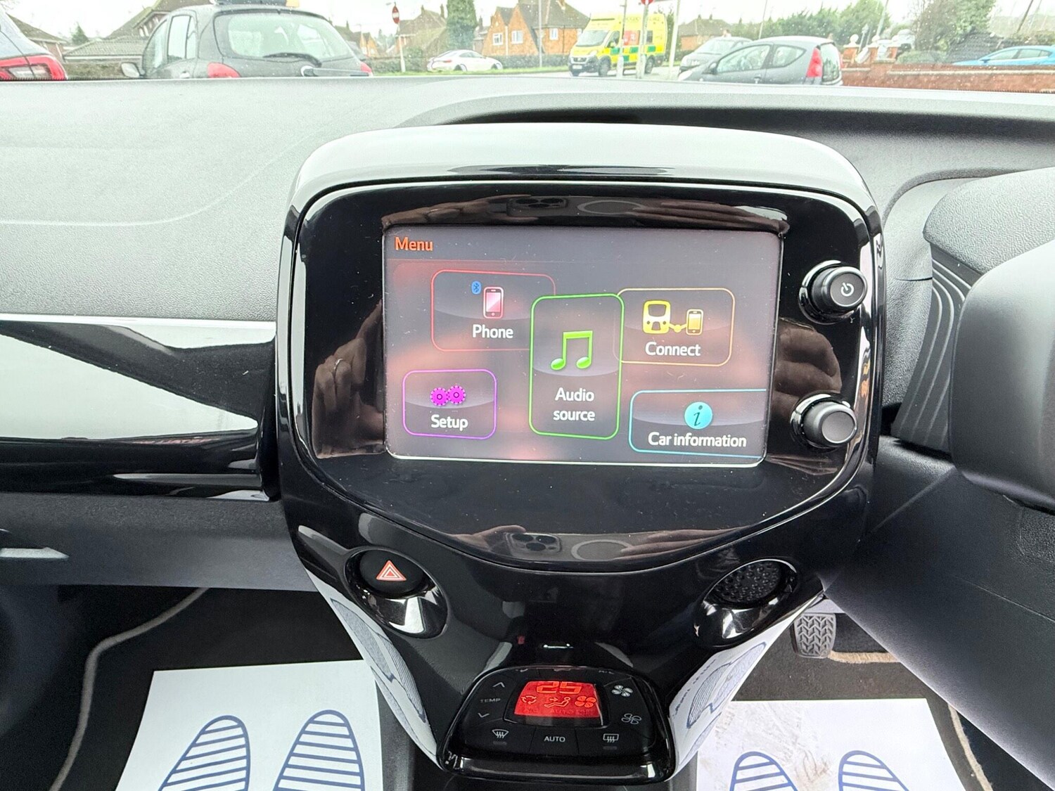 Used Toyota AYGO 2014 for sale - 77478983: Photo 13