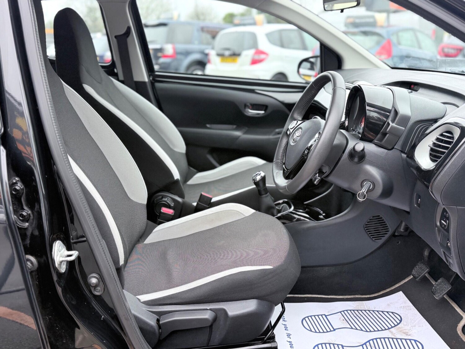 Used Toyota AYGO 2014 for sale - 77478983: Photo 22