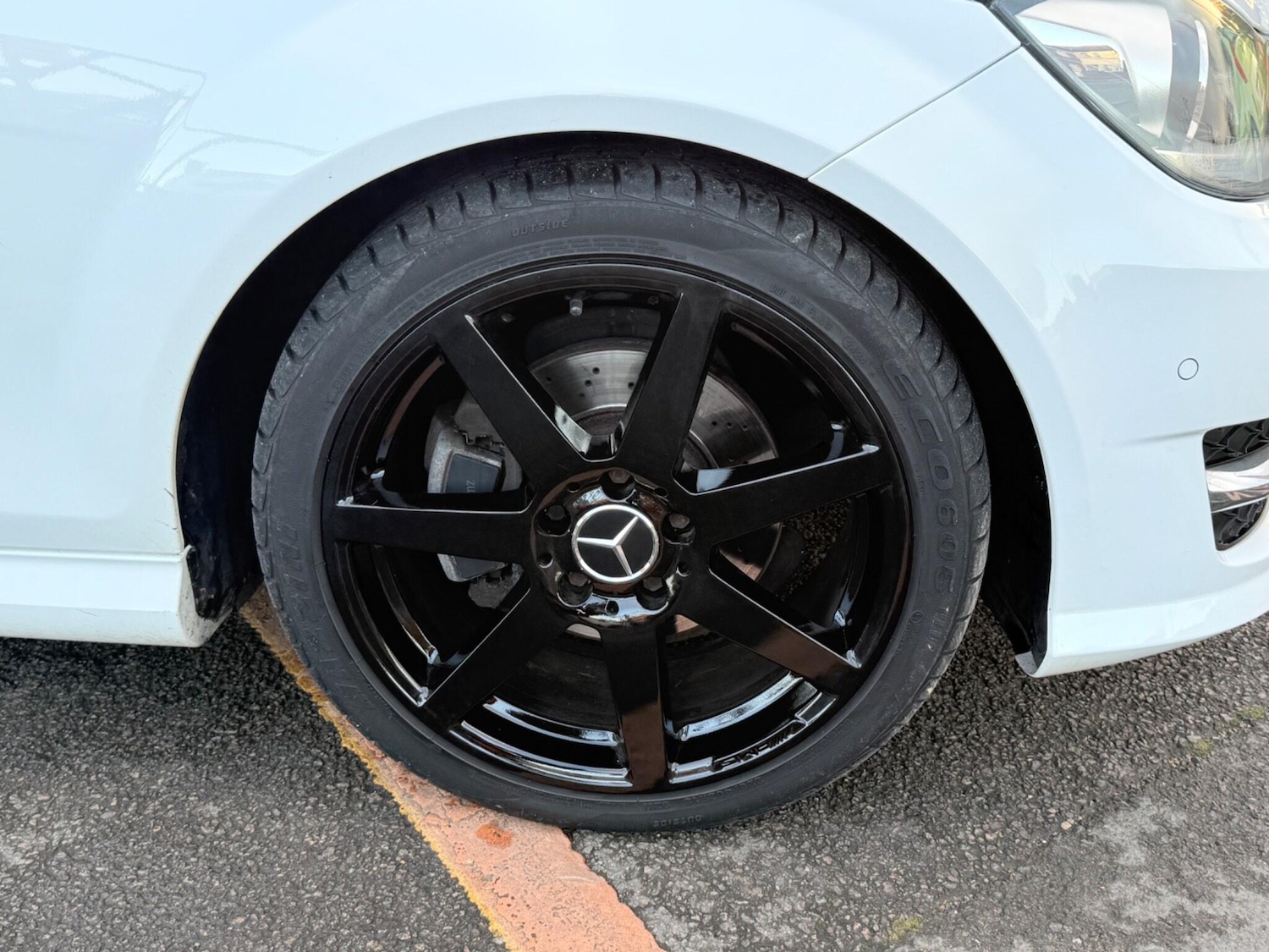 Used Mercedes-Benz C Class 2012 for sale - 76989810: Photo 4