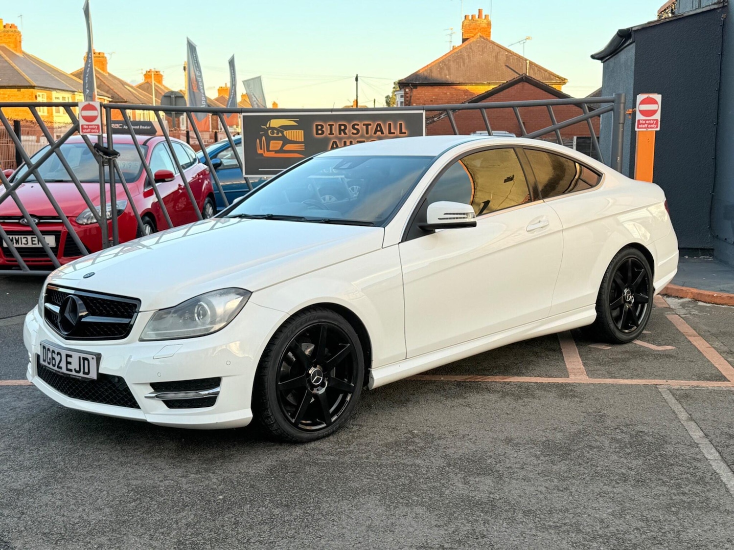 Used Mercedes-Benz C Class 2012 for sale - 76989810: Photo 6