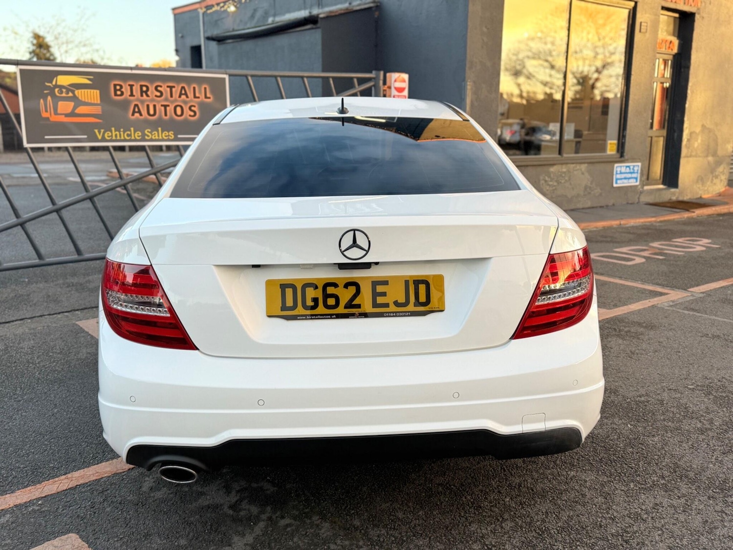 Used Mercedes-Benz C Class 2012 for sale - 76989810: Photo 9