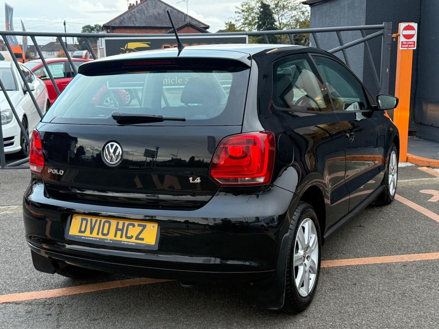 Used Volkswagen Polo 2010 for sale - 76989435: Photo 10