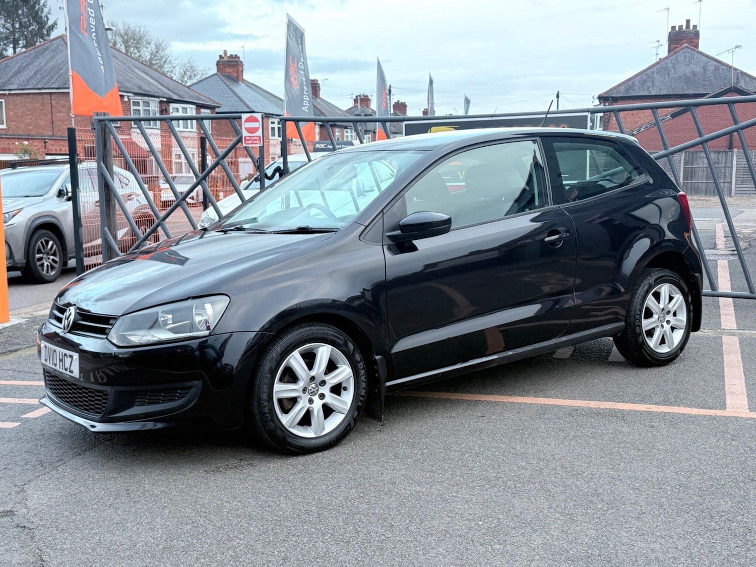 Used Volkswagen Polo 2010 for sale - 76989435: Photo 6