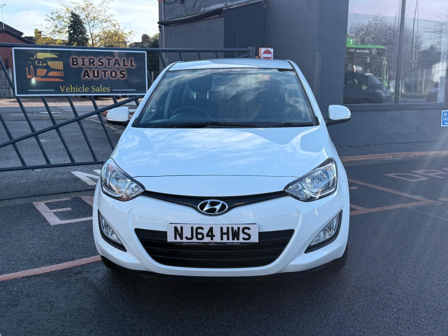 Used Hyundai i20 2014 for sale - 76989673: Photo 3