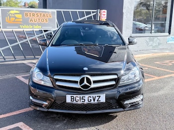 Used Mercedes-Benz C Class 2015 for sale - 76991798: Photo