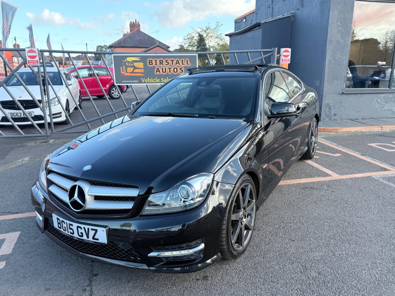Used Mercedes-Benz C Class 2015 for sale - 76991798: Photo 5