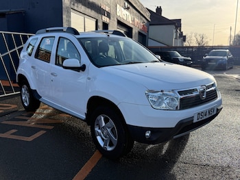 Used Dacia Duster 2014 for sale - 76993246: Photo