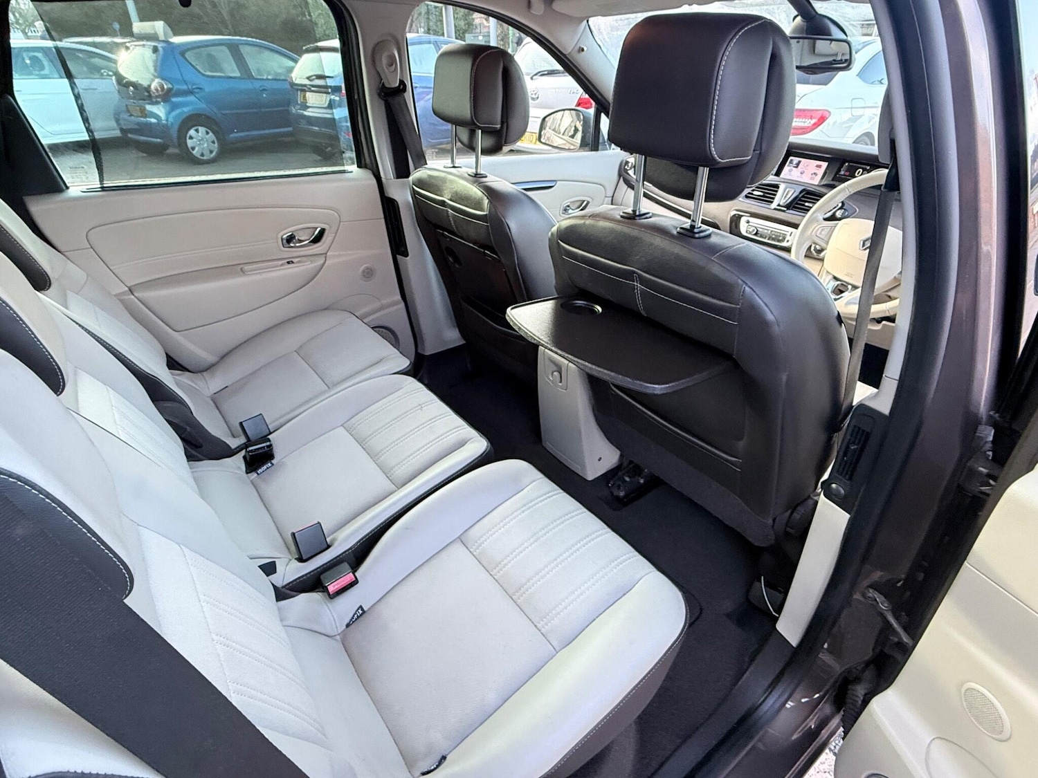 Used Renault Grand Scenic 2013 for sale - 77315433: Photo 20