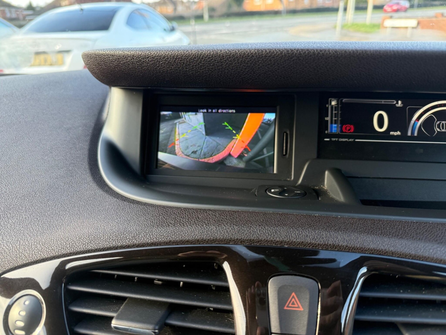 Used Renault Grand Scenic 2013 for sale - 77315433: Photo 27