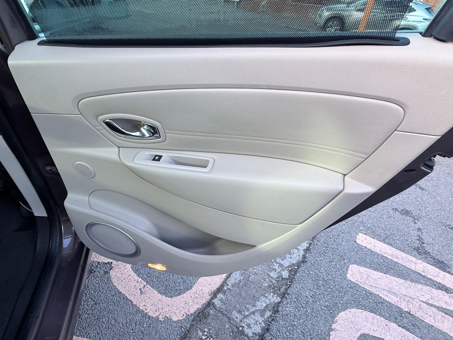 Used Renault Grand Scenic 2013 for sale - 77315433: Photo 32