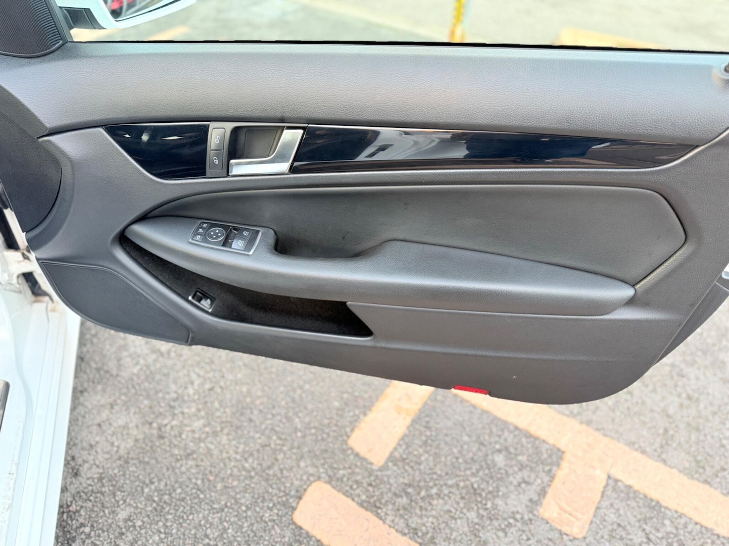 Used Mercedes-Benz C Class 2012 for sale - 77057416: Photo 20