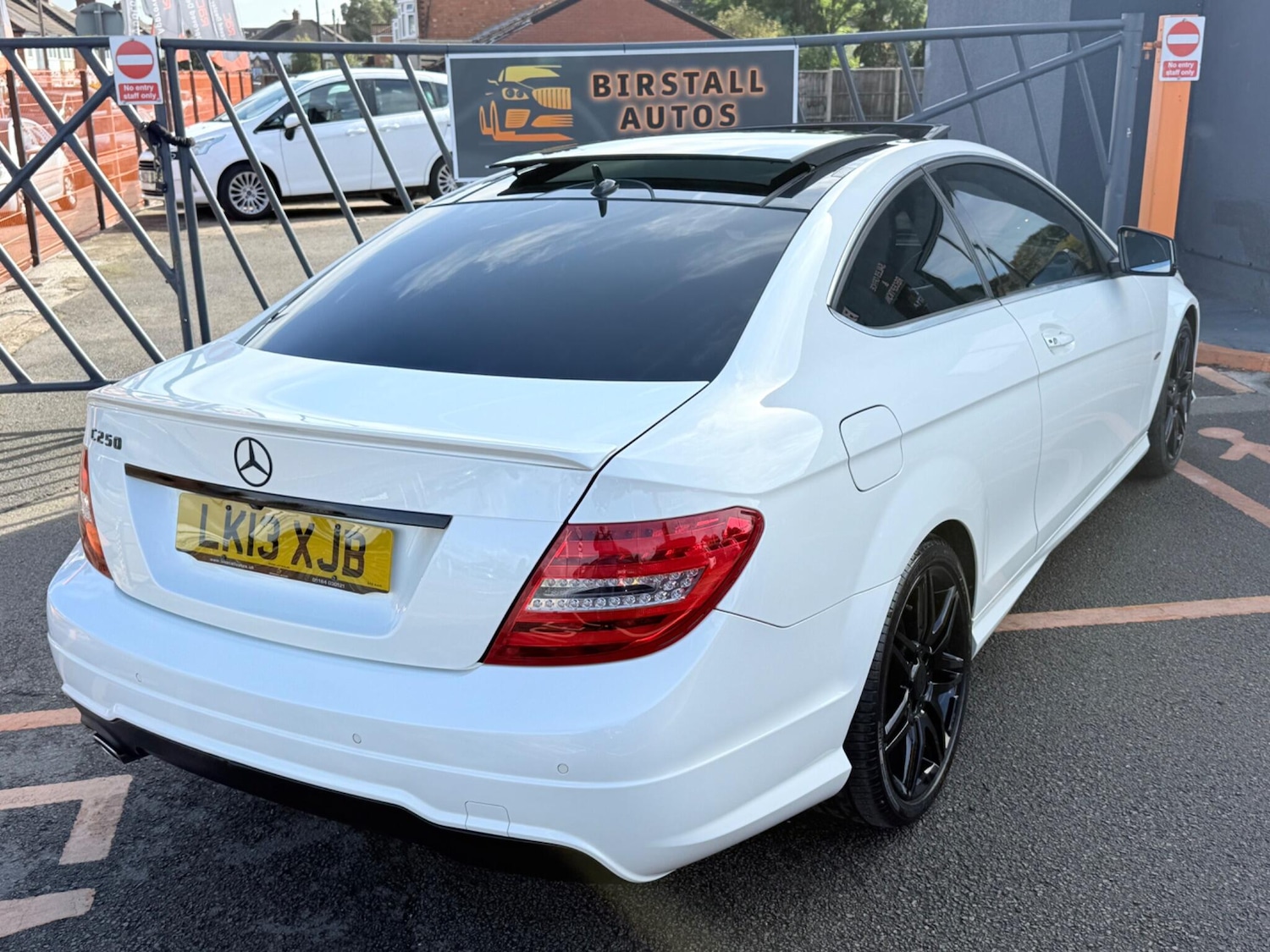 Used Mercedes-Benz C Class 2013 for sale - 77267039: Photo 19