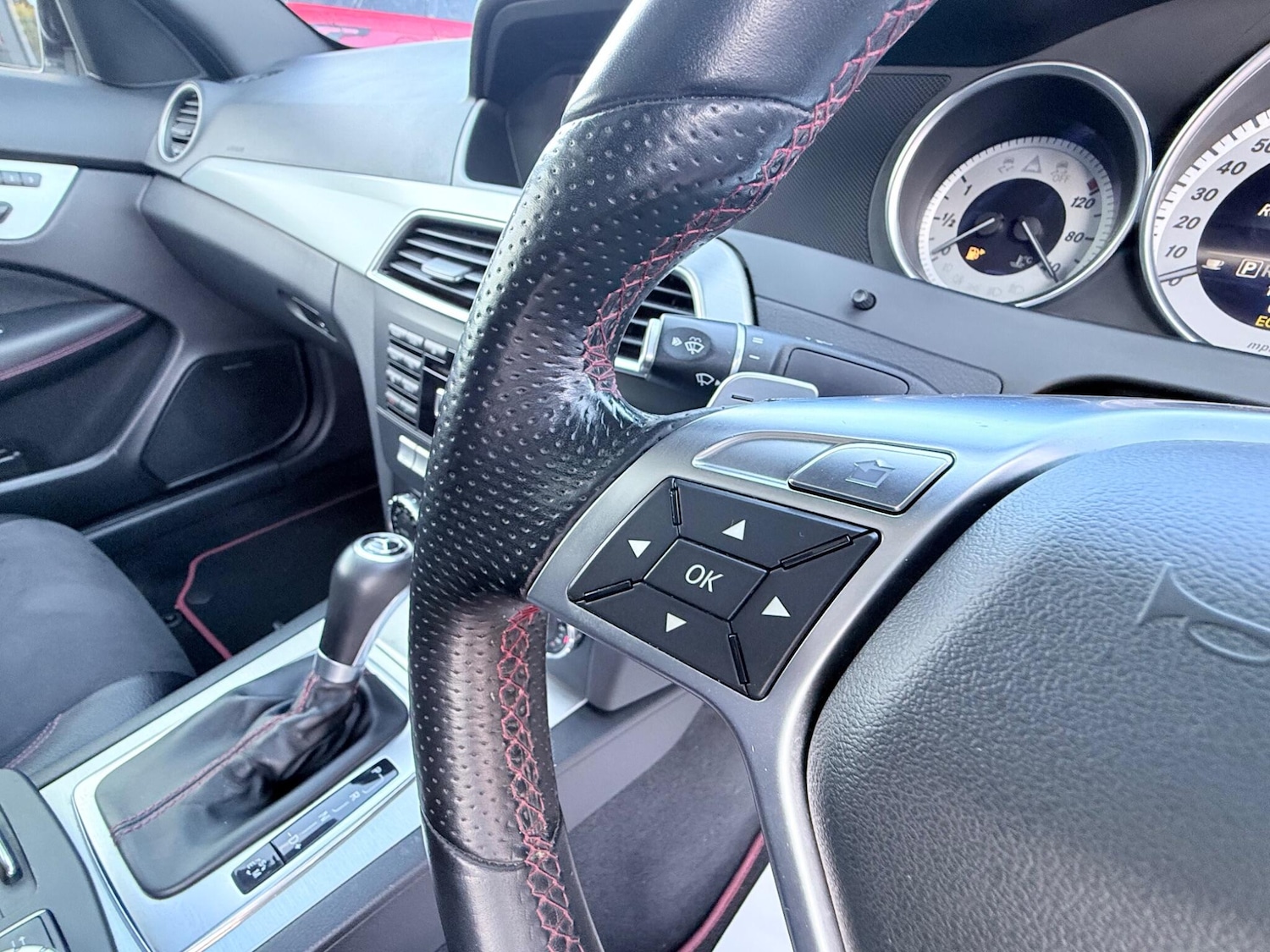 Used Mercedes-Benz C Class 2013 for sale - 77267039: Photo 53