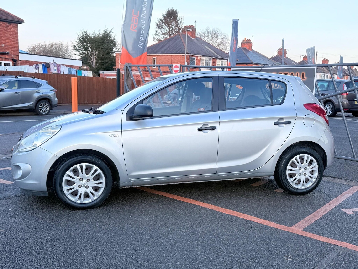 Used Hyundai i20 2010 for sale - 77191747: Photo 29