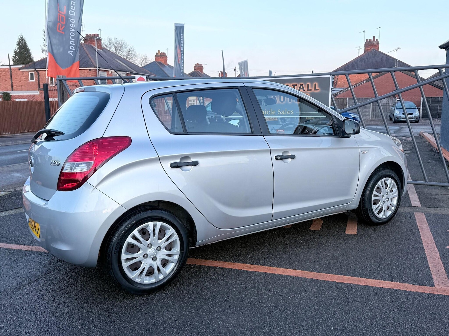 Used Hyundai i20 2010 for sale - 77191747: Photo 6