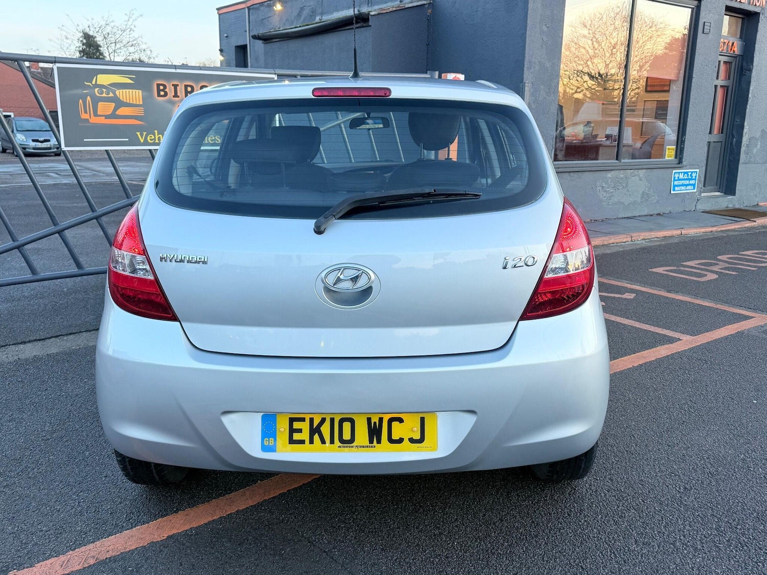 Used Hyundai i20 2010 for sale - 77191747: Photo 9