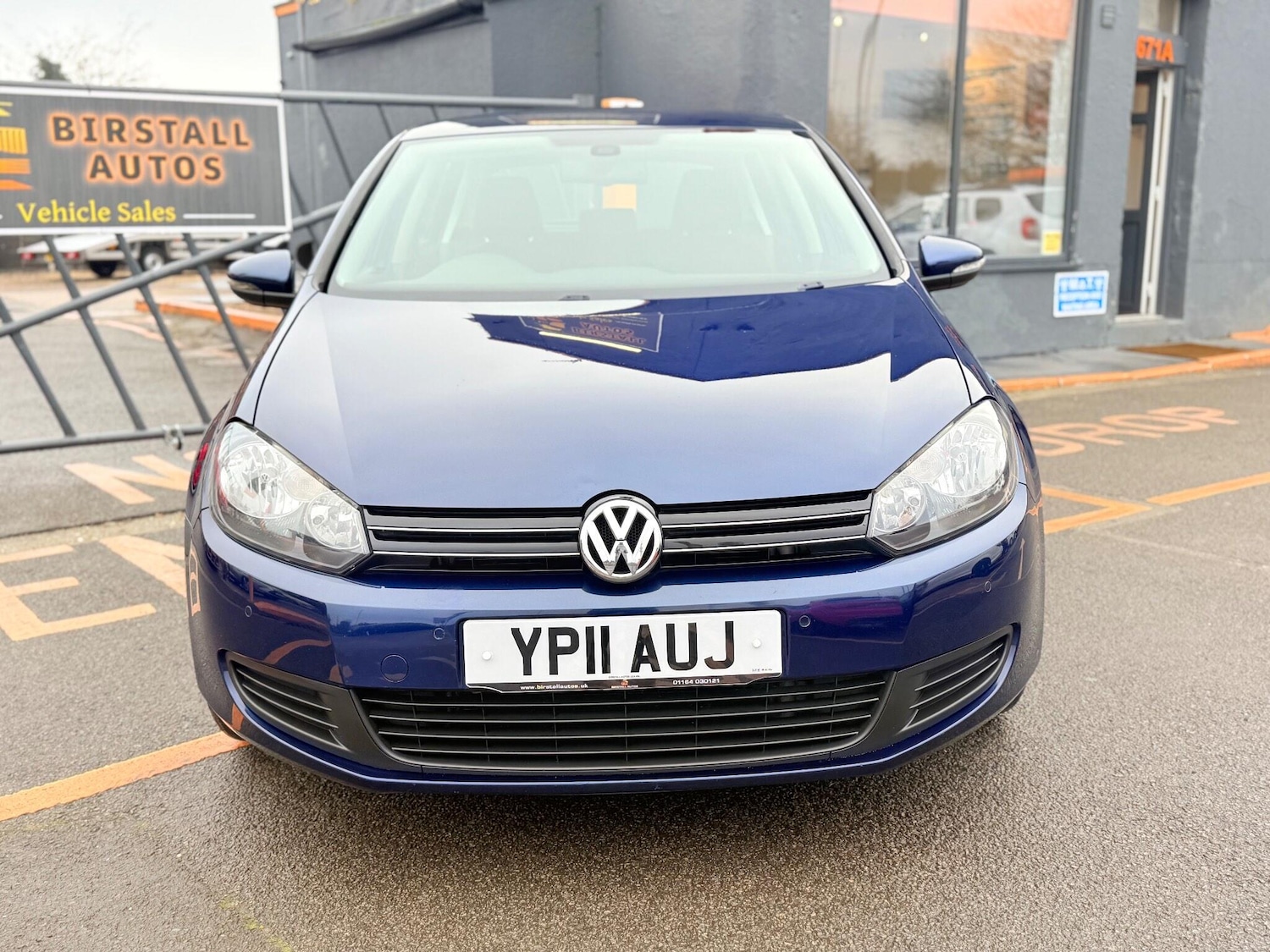 Used Volkswagen Golf 2011 for sale - 77057313: Photo 2