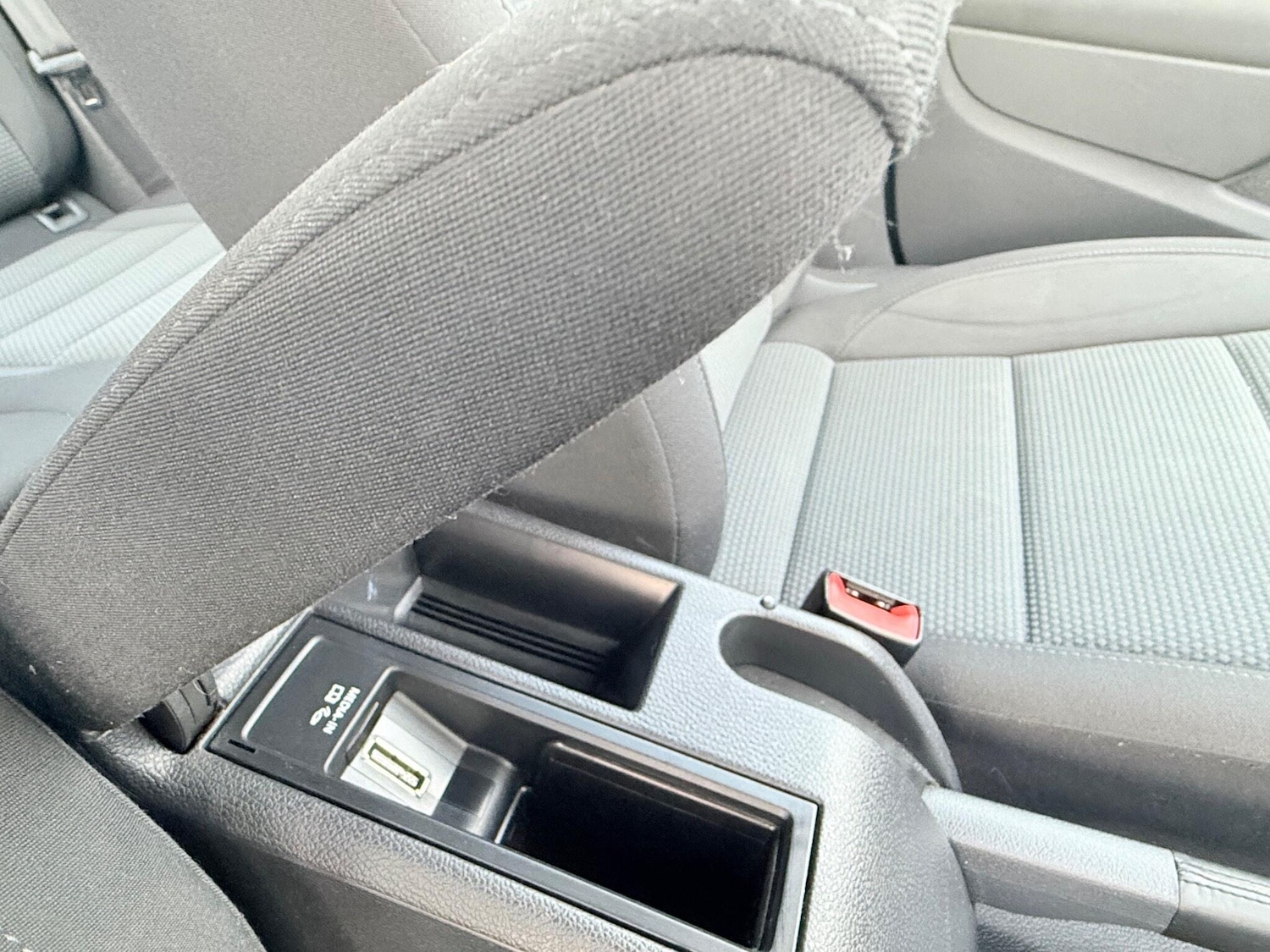 Used Volkswagen Golf 2011 for sale - 77057313: Photo 21