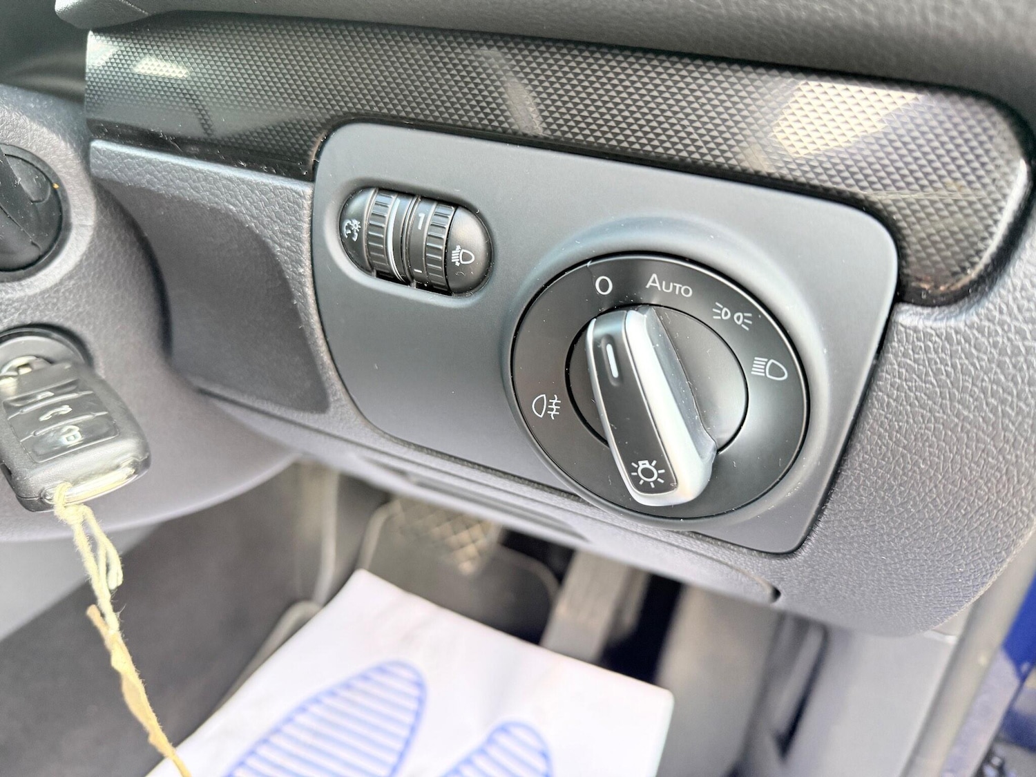 Used Volkswagen Golf 2011 for sale - 77057313: Photo 24